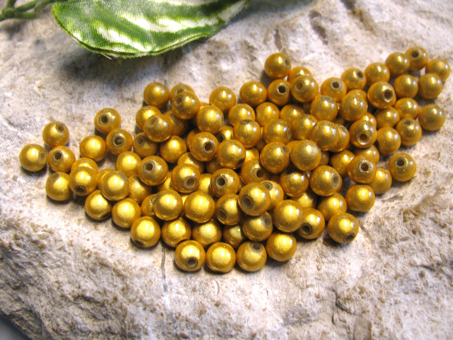 60, 120, 180 oder 300 Miracle Beads 6mm goldgelb Perlen basteln Schmuck machen