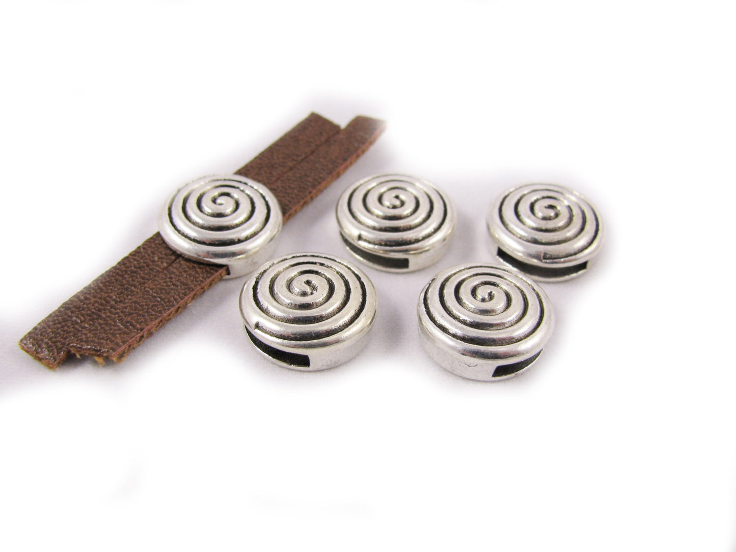 4 Metallperlen für Lederbänder silberfarben 1,4 cm Schiebeperlen für Lederband