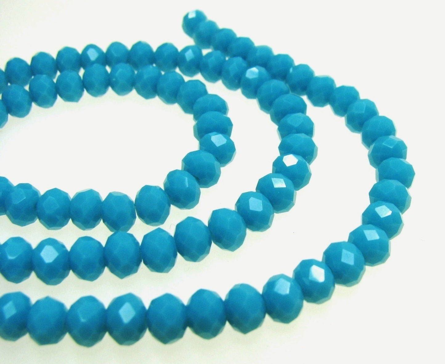 90 Glasperlen Rondelle hellblau facettiert, 6mm, Perlen basteln, Facettenschliff