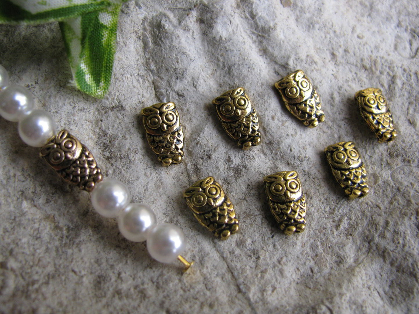 16 Metallperlen Eule 1,5x0,6 cm goldfarben, Metall Perlen basteln, Zwischenperle