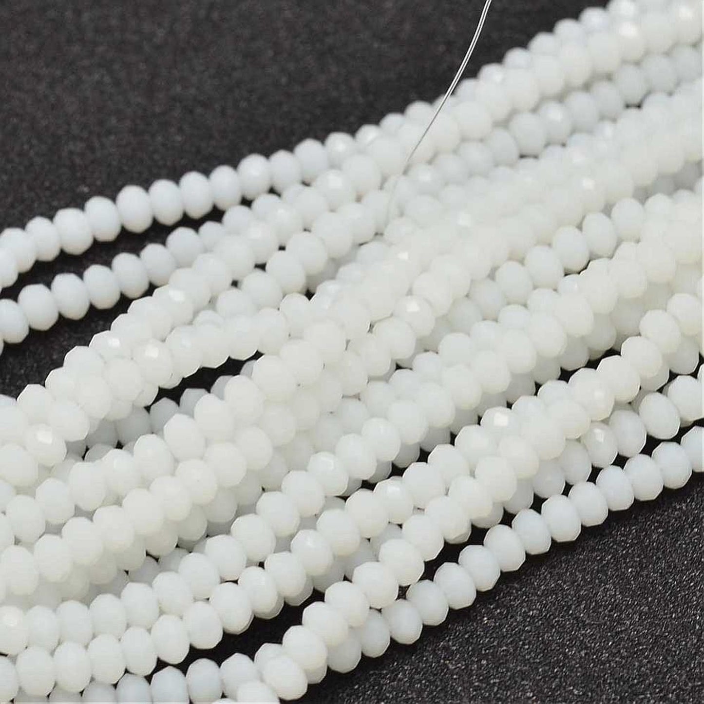 130 Glasperlen Rondelle facettiert weiß 3,5mm, Perlen Schmuck basteln