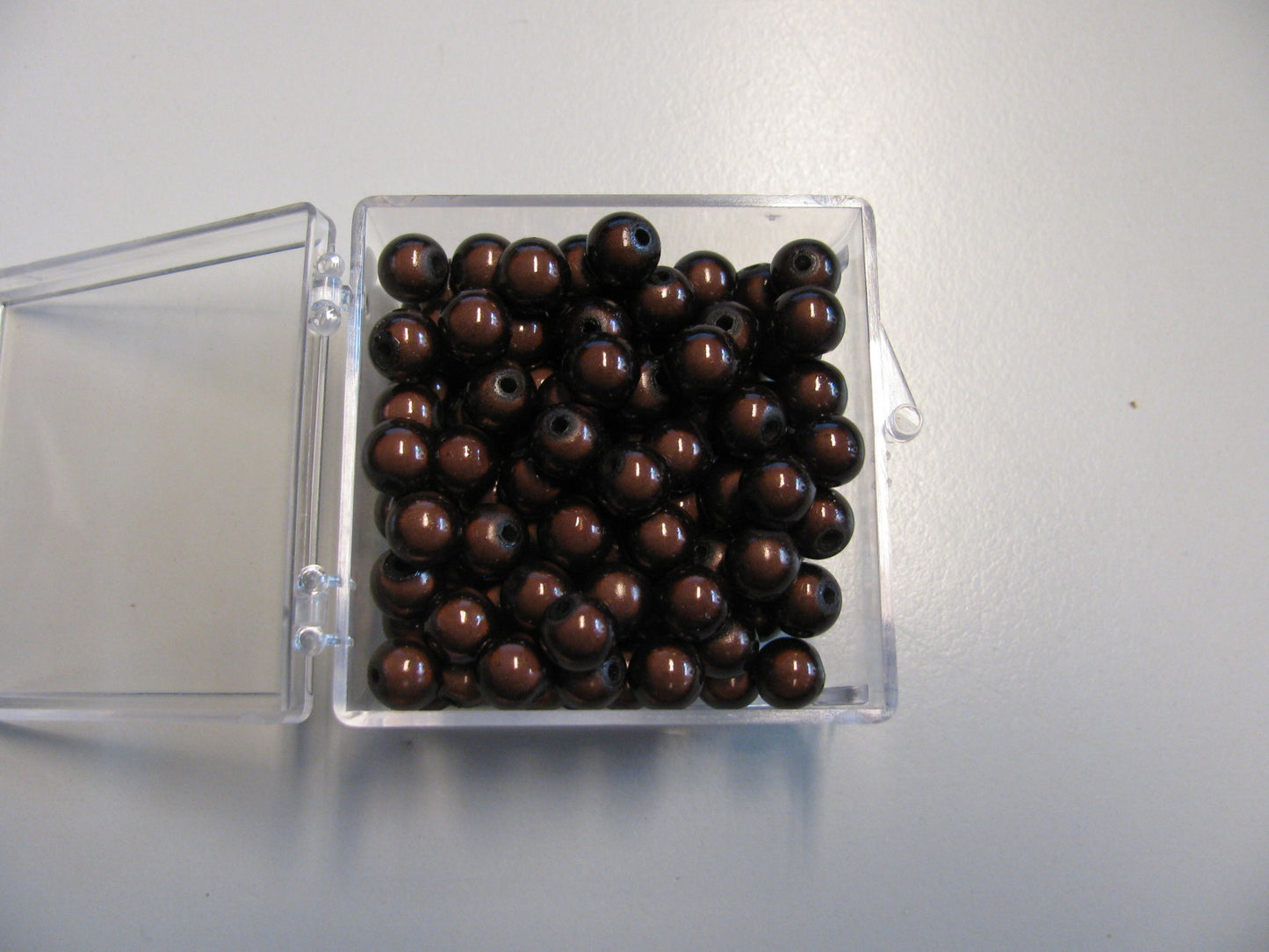 100 Miracle Beads braun, 8mm, 3D / Cateye Effekt, reflektierend,